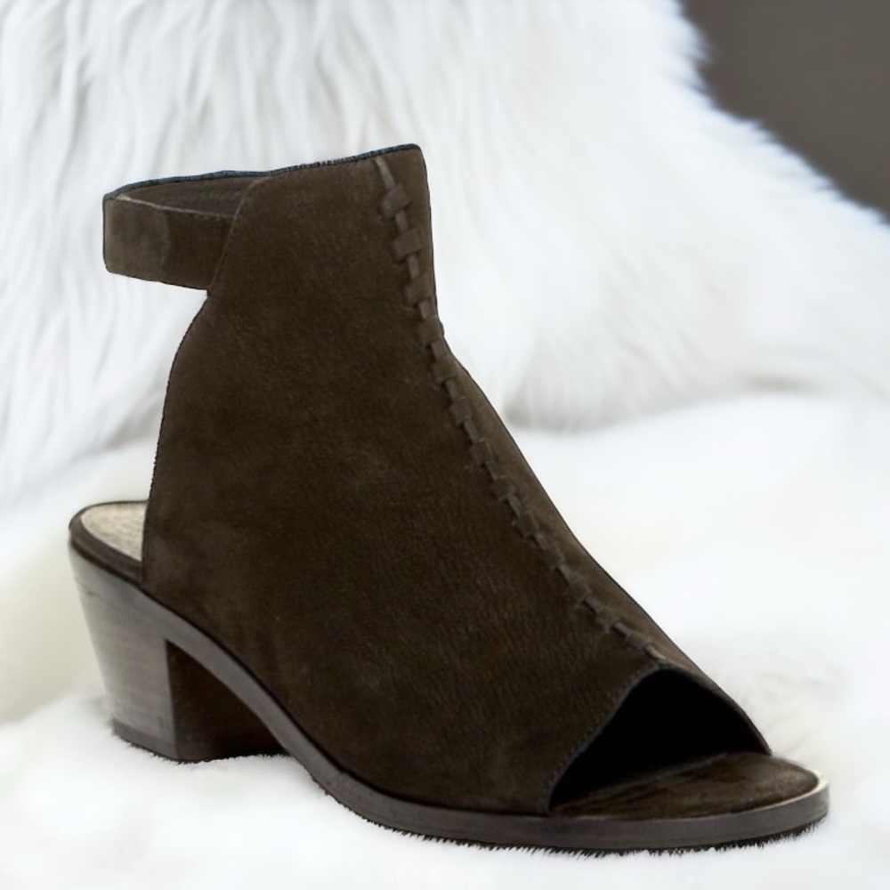 $245 Eileen Fisher VINTAGE Pagoda Shoes 8 Booties Sandals Open Toe Cut Outs NIB